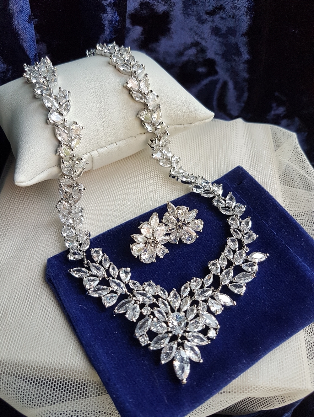 Swarovski Elements Platinum Marquis Teardrop Collar Statement Necklace NEW